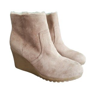 Old Navy Suede Wedge Bootie Fur Trim Taupe s.z 8.5